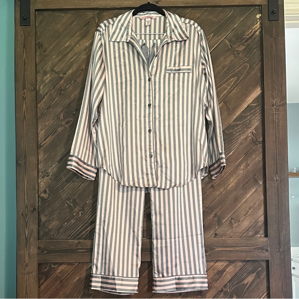 Victoria's Secret Striped Pajama Set - Pink and White
